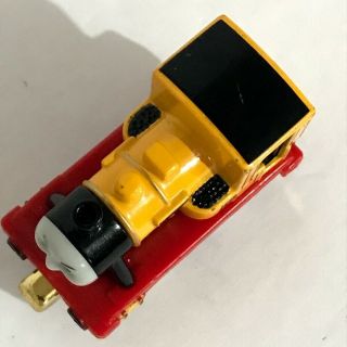 Thomas & Friends Diecast Duncan RFID Gold Magnets Take Along N Play Train 5