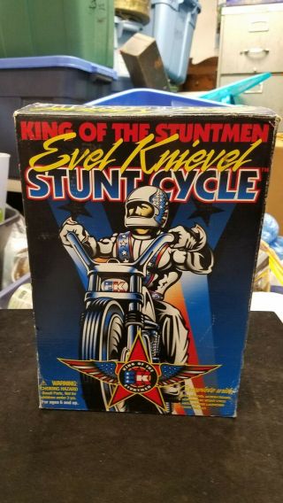 1998 King Of The Stuntmen EVEL KNIEVEL Stunt Cycle Playing Mantis Playset w/ Box 5