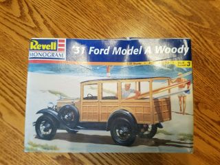 1931 Ford Model " A " Woody,  Plastic Model Truck Kit,  Scale 1/25