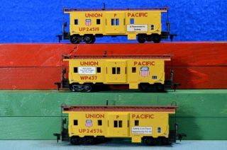 Athearn UP Bay Window Cabooses - Special Edition Pack of Three - LNIB 3