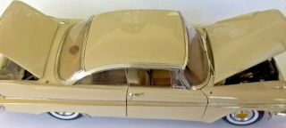 Danbury 1958 Plymouth Fury Beige On Beige - Official License Product