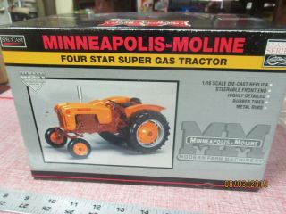 1/16 Minneapolis - Moline 4 Star Gas Tractor Speccast NIB 3