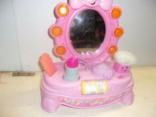 2012 Fisher Price Laugh & Learn Musical Lighted Vanity