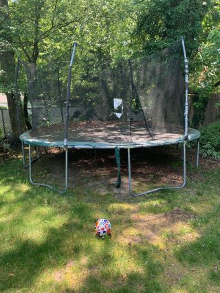 Skywalker 15 - Ft Round Backyard Trampoline With Enclosure - Green