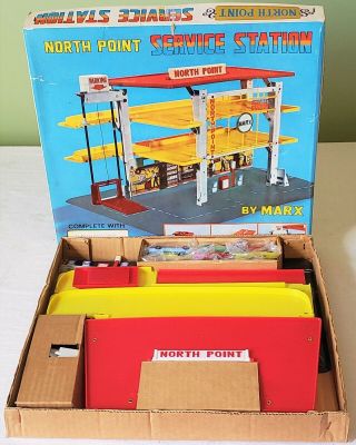 Early Marx Toys North Point Service Station Set With Cars 70 