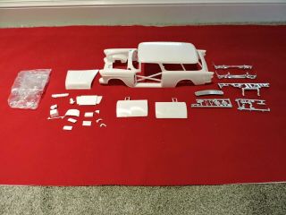 Model Car Parts Amt 55 Chevy Nomad Body And Glass 1/16