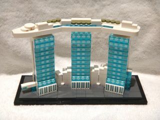 Lego Architecture,  Set 21021,  Marina Bay Sands