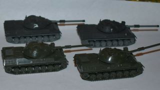 4 Roco 1:87 Ho Standard Pz Leopard Tank German Wwii Minitanks 2 Are Painted