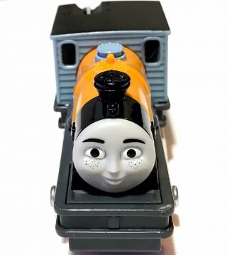 2009 Thomas & Friends Trackmaster Motorized Orange Dash Train Car Engine V9034 2