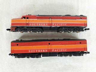 Con - Cor N Scale Southern Pacific Pa - 1 Powered & Pb - 1 Dummy Locomotives