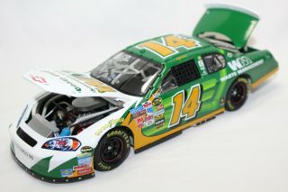 Action 1:24 Scale Sterling Marlin 2006 Monte Waste Management 06 (autographed)
