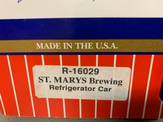 WOW NIB USA Trains R - 16029 St.  Mary ' s Brewing G Scale Reefer C9 3