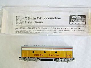 Z Scale Micro Trains Line,  980 - 02011 F7 Powered B - Unit Locomotive Union Pacific