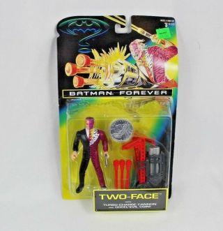 Vintage 1995 Batman Forever Two - Face W/ Turbo Charged Cannon On Card