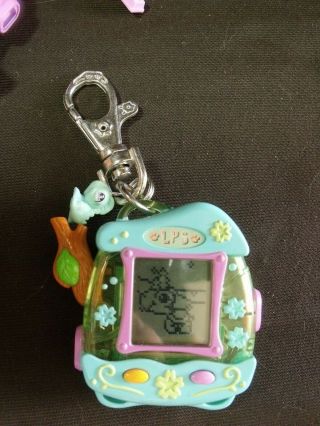 Hasbro Lps Littlest Pet Shop Handheld Digital Pet Turtle Key Chain Game