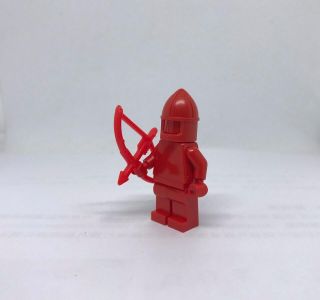 Lego Red Prototype Castle Soldier Helmet And Arrow (very Rare)