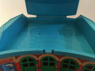 Thomas & Friends Take Along Work & Play Roundhouse 25 Tracks No Train / Crossing 4
