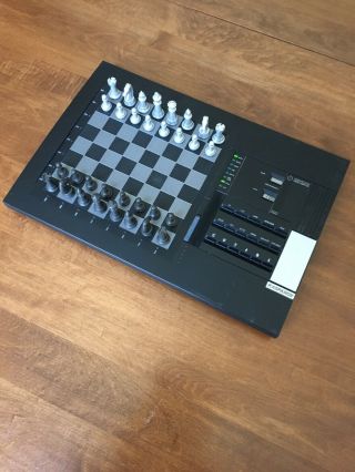 Saitek Conquistador Kasparov Chess Computer Electronic Set Model 271