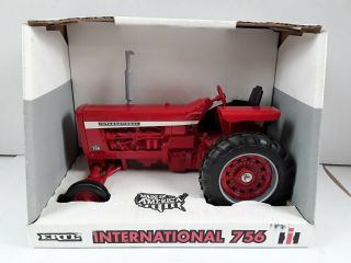 1/16 Ertl Case Ih International Harvester Farmall 756 Wide Front Farm Tractor
