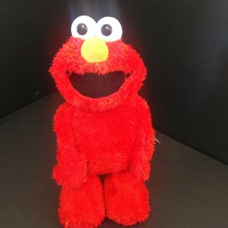 2005 Sesame Street Tmx Tickle Me Elmo Fisher Price.  Laughs,  Rolls,  Waves Arms