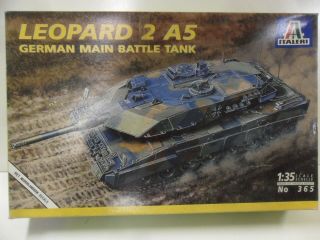 Italeri 1/35 Scale Leopard 2 A5 Cold War Era German Main Battle Tank