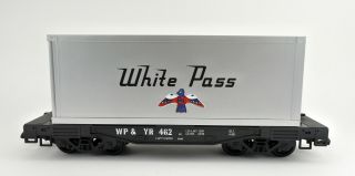 LGB G SCALE 4085 WHITE PASS FLAT CAR WITH CONTAINER 462 7