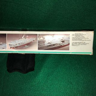 CV - 63 USS Kitty Hawk US Navy Aircraft Carrier Plastic Model Monogram Skill 2 2