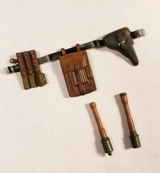 1/12 Scale Damtoys Ww2 German Utility Belt,  Stick Grenades