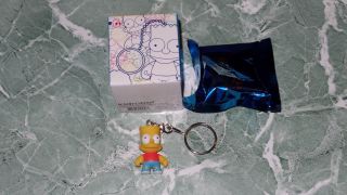 Kidrobot Keychains Series 1 The Simpsons Bart Simpson 1.  5 " 3d Vinyl Keychain Box