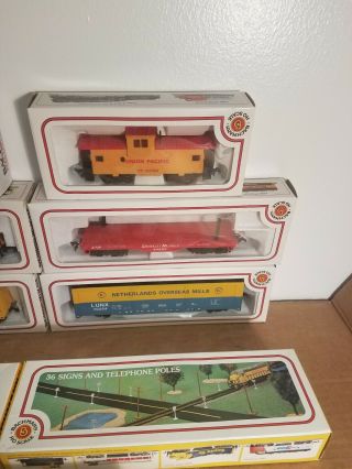 Bachmann HO Scale Model Train Set Union Pacific 866 & 5 Cars w/ power pack, 4