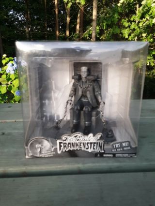 Jakks Pacific Universal Studios " Frankenstein " Figure Black And White Playset