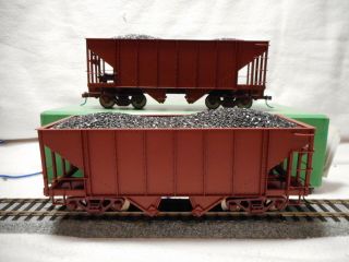 Bachmann - On30 Scale Painted,  Unlettered 2 - Bay Steel Hopper 2 - Pack (2)