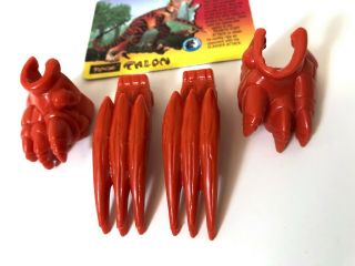 Primal Rage Orange Talon Slasher Attack Weapons Parts Card 1996 Playmates