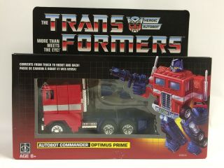 Transformers G1 Reissue Autobot Commander Optimus Prime,
