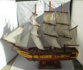 Home Goods Vintage Wood Model U.  S.  Constitution Ship 16 " Tall On Wood Base