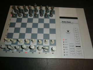 Complete Radioshack 1850 Seventeen Level Computerized Chess P/n 60 - 2201