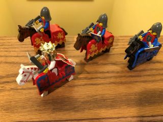 Lego Vintage Knights,  Horses Minifigure 