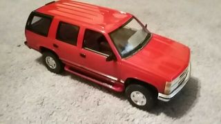 Ertl 1995 Chevrolet Tahoe Promo Red No Box