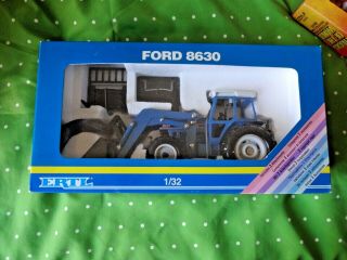 Earth Ford Tractor 8630 In The Box With Attachments 1/32 Scale
