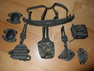 Dam Toys 1/6 Scale 78059 8th Anniversary Molle Harness,  Drop Downs,  Holster,  Et
