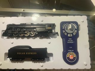 Lionel Polar Express 1225 Steam Engine Locomotive And Tender.