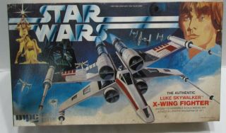Vintage 1977 Mpc Star Wars Luke Skywalker X - Wing Fighter Model Kit Inside