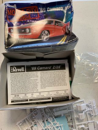 Open Box Revell 1/25 Motor City Muscle ‘69 Camaro Z/28 Model Kit