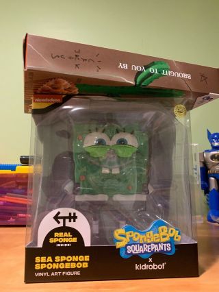 Ntwrk Exclusive Spongebob Shellebration Kid Robot Figurine