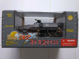 The Ultimate Soldier Wwii German Sd Kf2 Halftrack Scale 1:32,  Crew Of 3 Figures