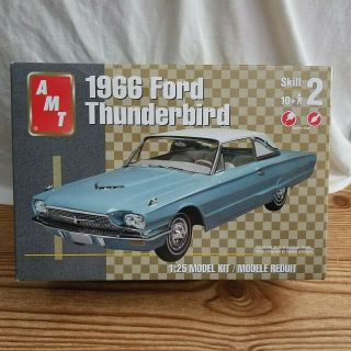 Amt 1966 Ford Thunderbird 1/25 Scale Model Kit Open Box Complete