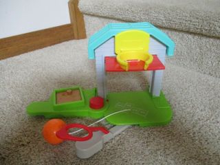 Fisher Price Little People Big Helpers Garage Basketball Out Of Package Part