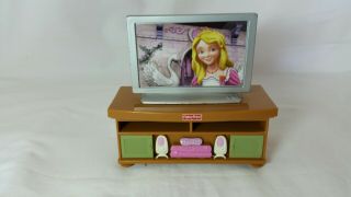 Fisher Price Loving Family Dollhouse Furniture / Entertainment Center / Tv.