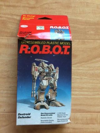 Testors: Robot - 1/200 Destroid Defender (macross)