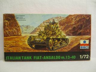 Esci Italian Tank Fiat - Ansaldo M.  13 - 40 1/72 8030 Complete Kit